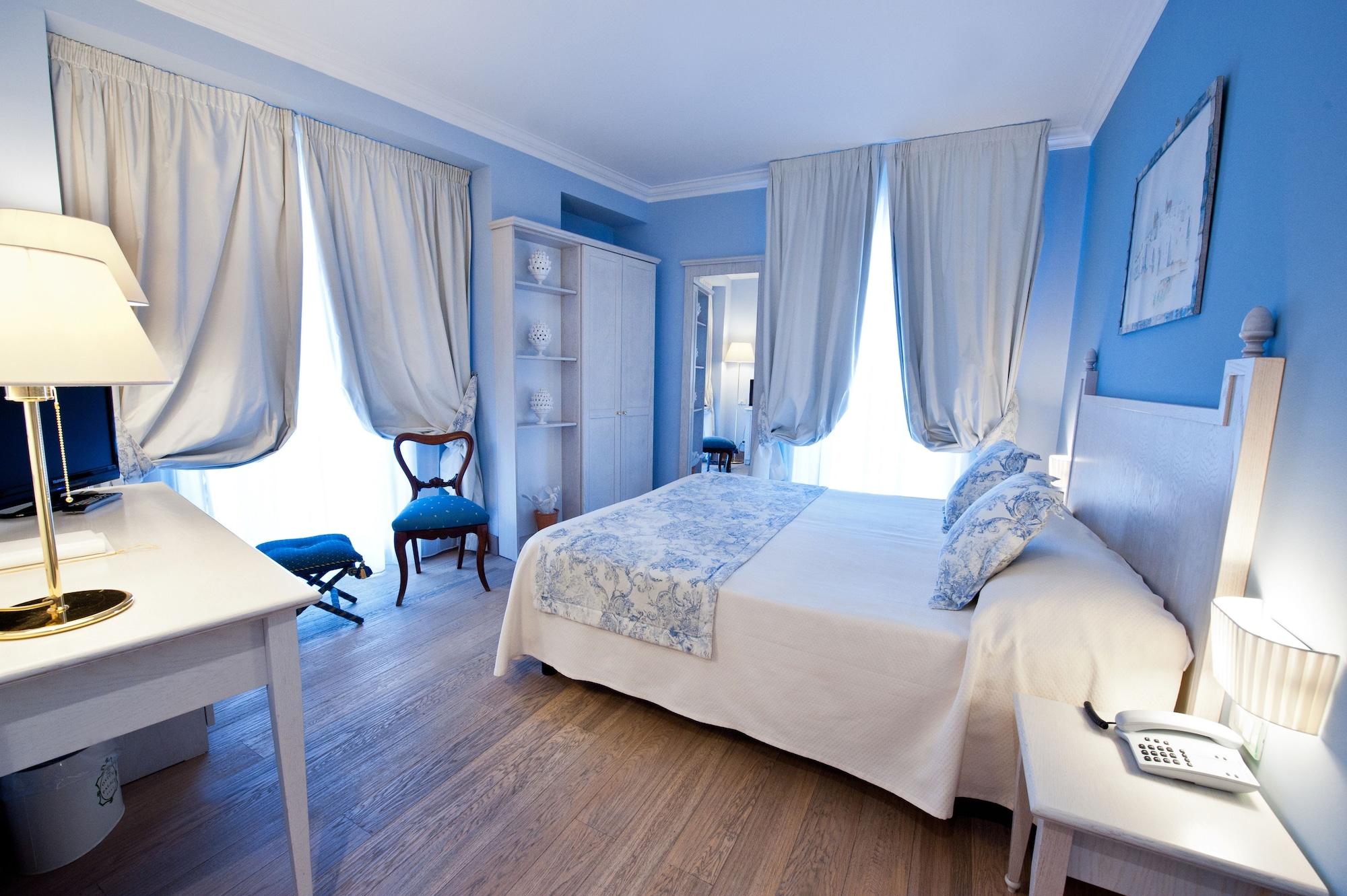 Ostuni Palace - Hotel Bistrot & Spa Экстерьер фото