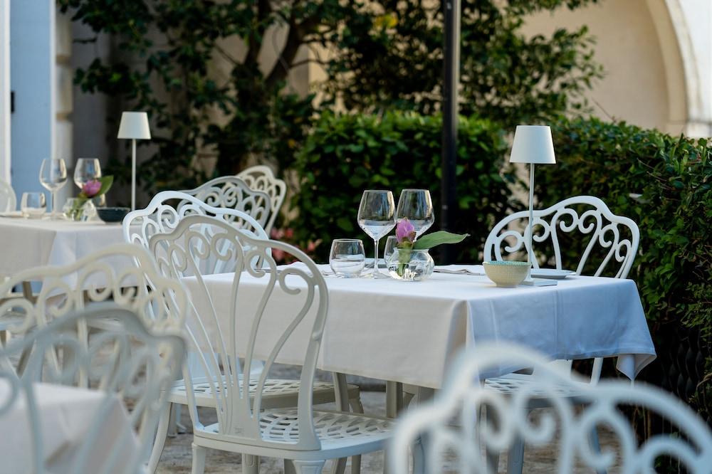 Ostuni Palace - Hotel Bistrot & Spa Экстерьер фото