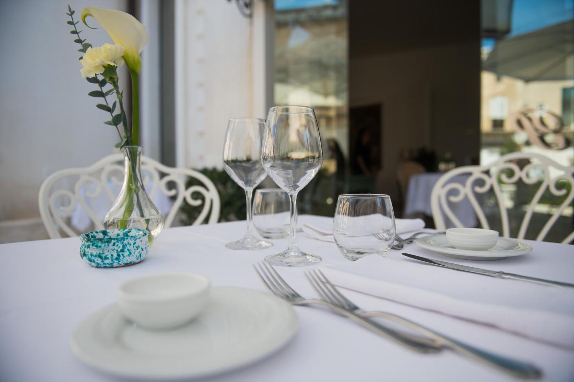 Ostuni Palace - Hotel Bistrot & Spa Экстерьер фото