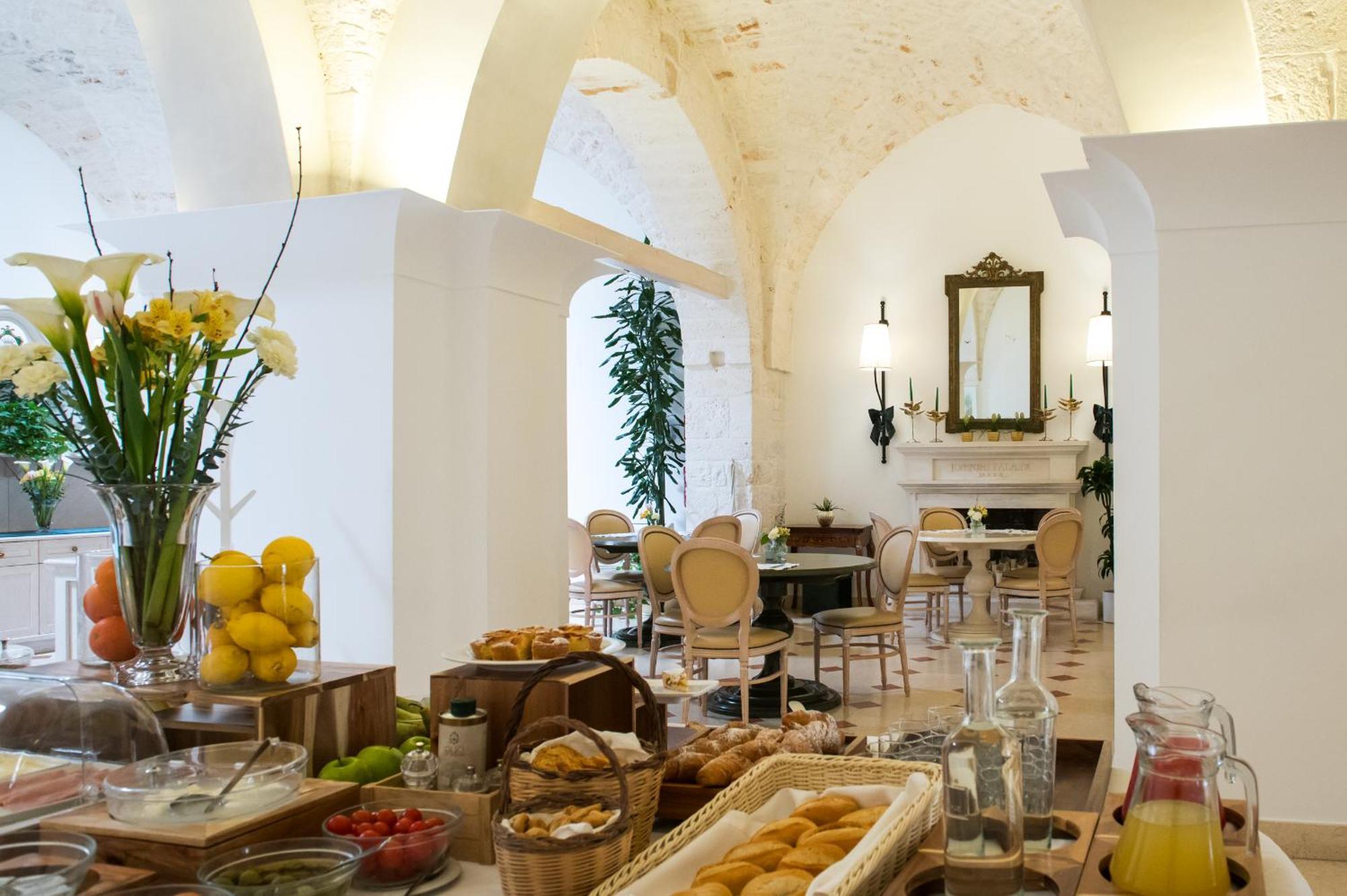 Ostuni Palace - Hotel Bistrot & Spa Экстерьер фото