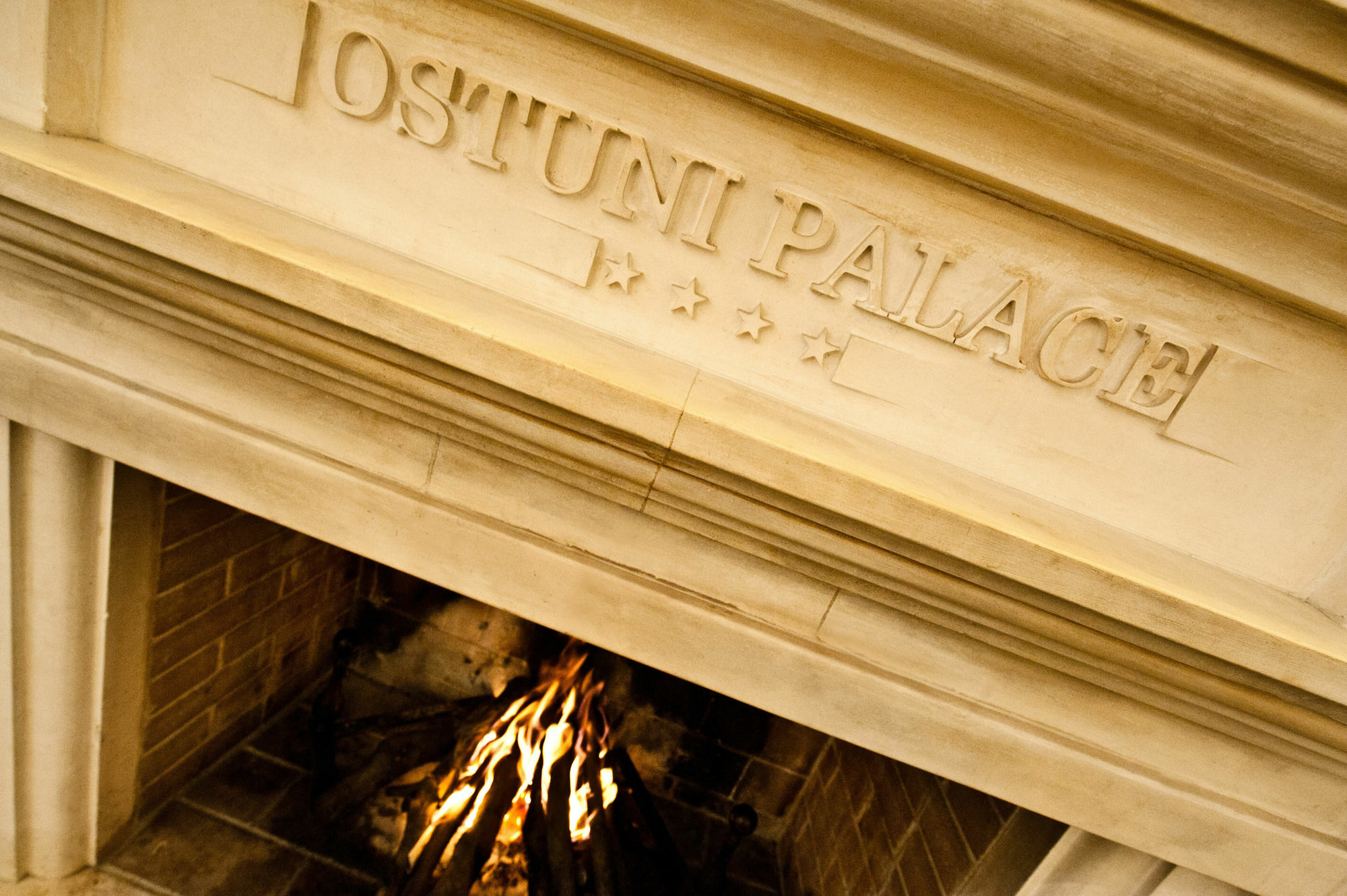 Ostuni Palace - Hotel Bistrot & Spa Экстерьер фото