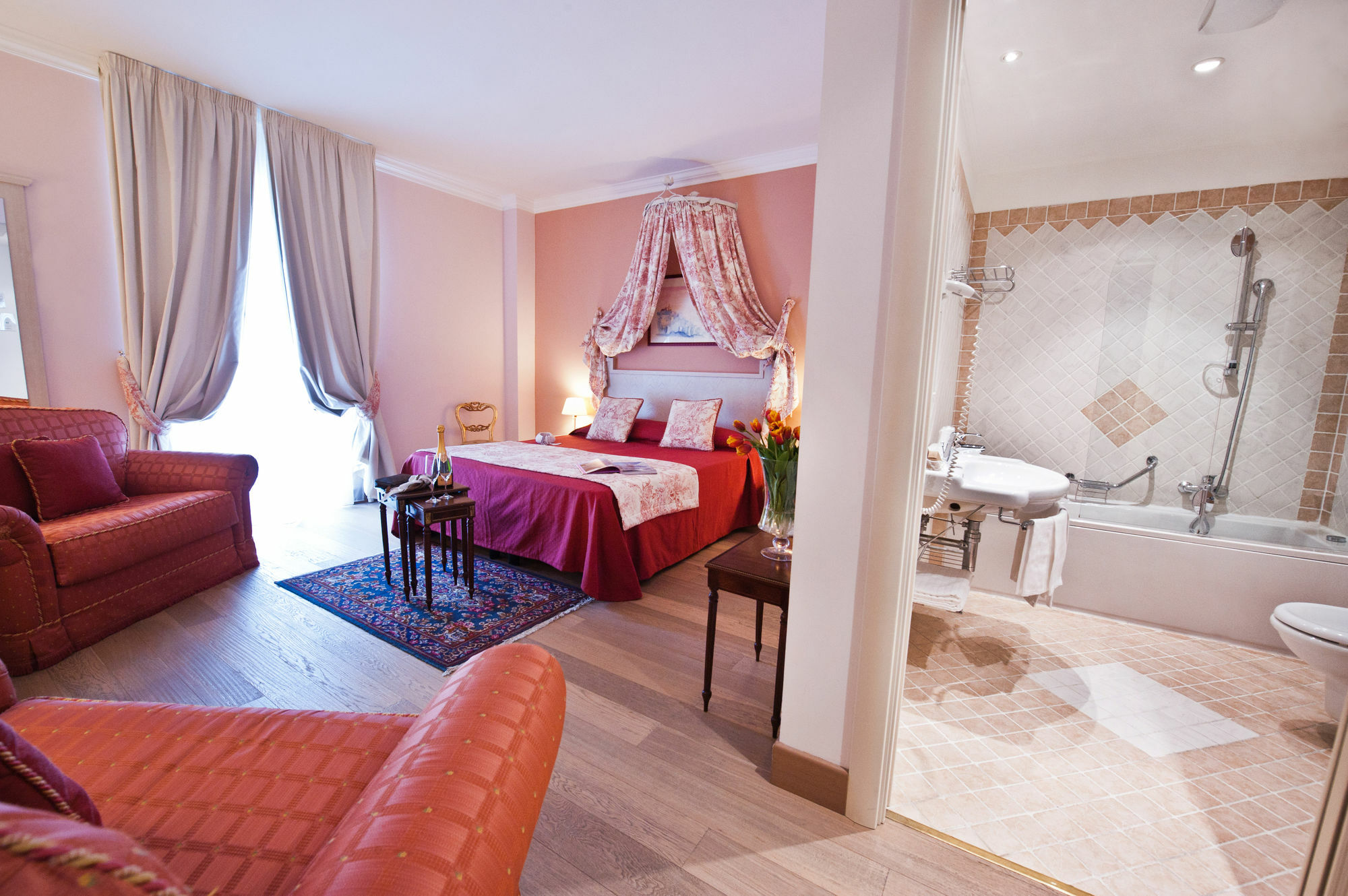 Ostuni Palace - Hotel Bistrot & Spa Экстерьер фото