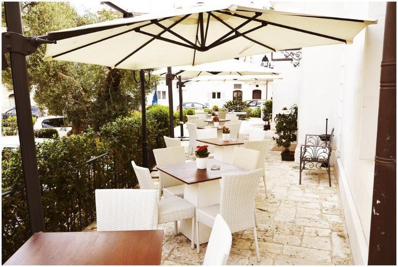 Ostuni Palace - Hotel Bistrot & Spa Экстерьер фото