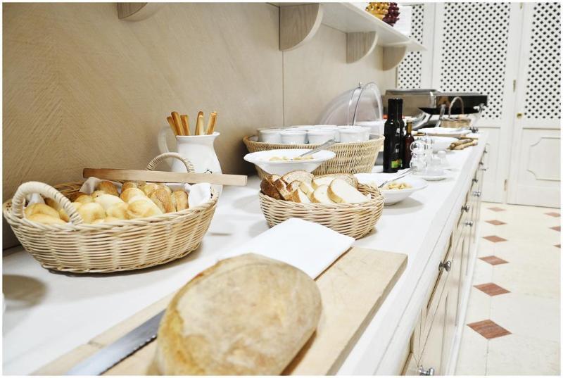 Ostuni Palace - Hotel Bistrot & Spa Экстерьер фото