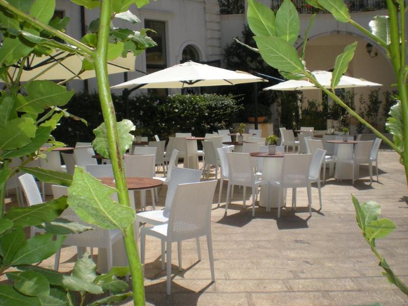 Ostuni Palace - Hotel Bistrot & Spa Экстерьер фото